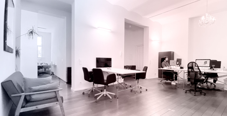 Modernes Büro Mit Arbeitsplätzen